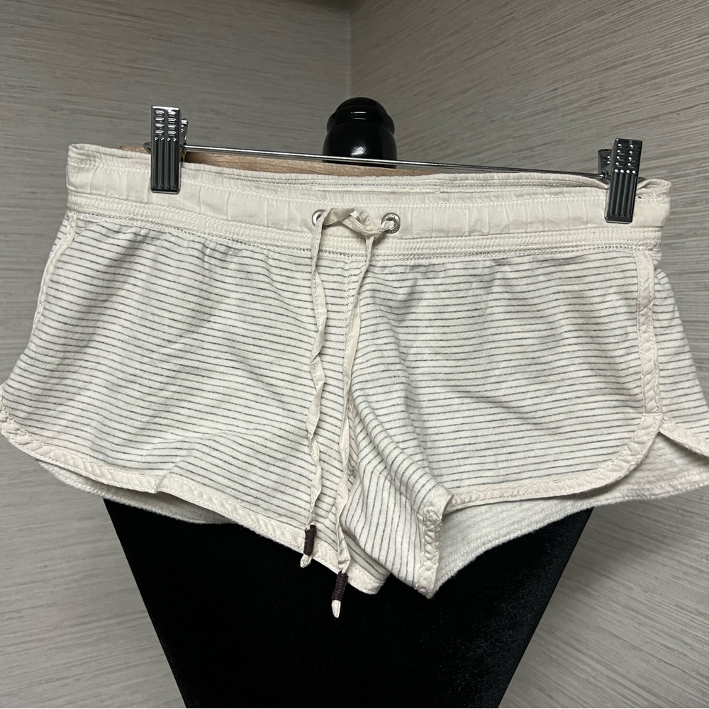 Women’s Ruehl No.925 athletic shorts size XS